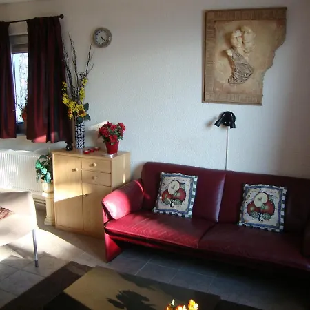 Ferienhaus 23 *